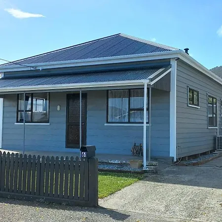 Cosy Den On Fox Street Villa Greymouth Exterior photo