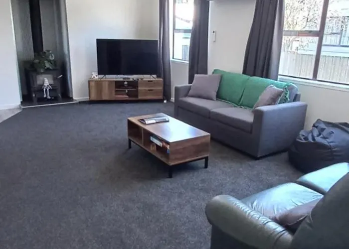 Cosy Den On Fox Street